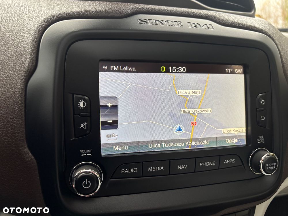Jeep Renegade 1.4 MultiAir Limited - 28