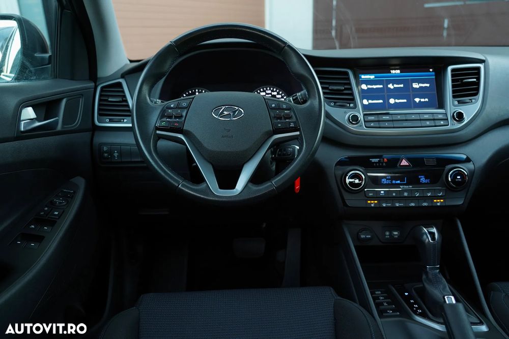Hyundai Tucson 2.0 CRDI 4WD Automatik Style - 11