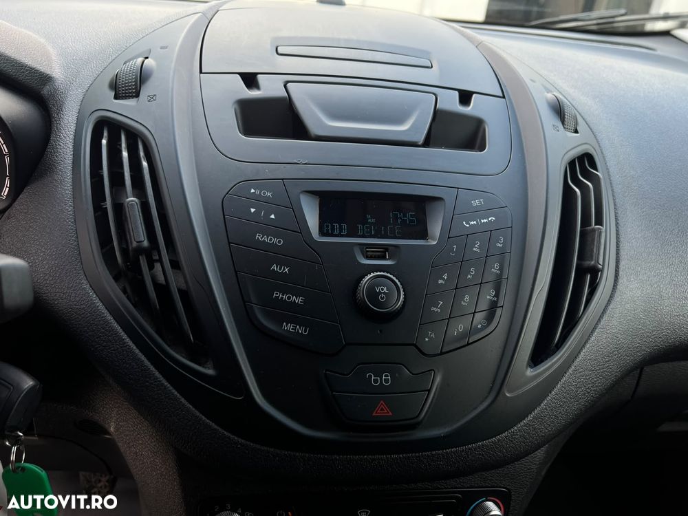 Ford Courier - 18