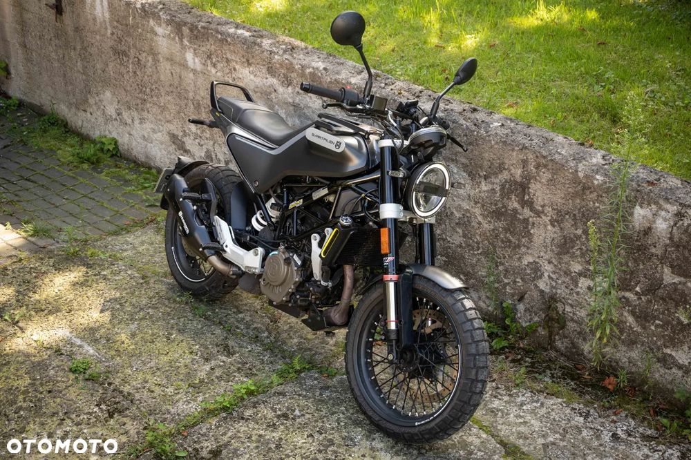 Husqvarna Svartpilen - 1