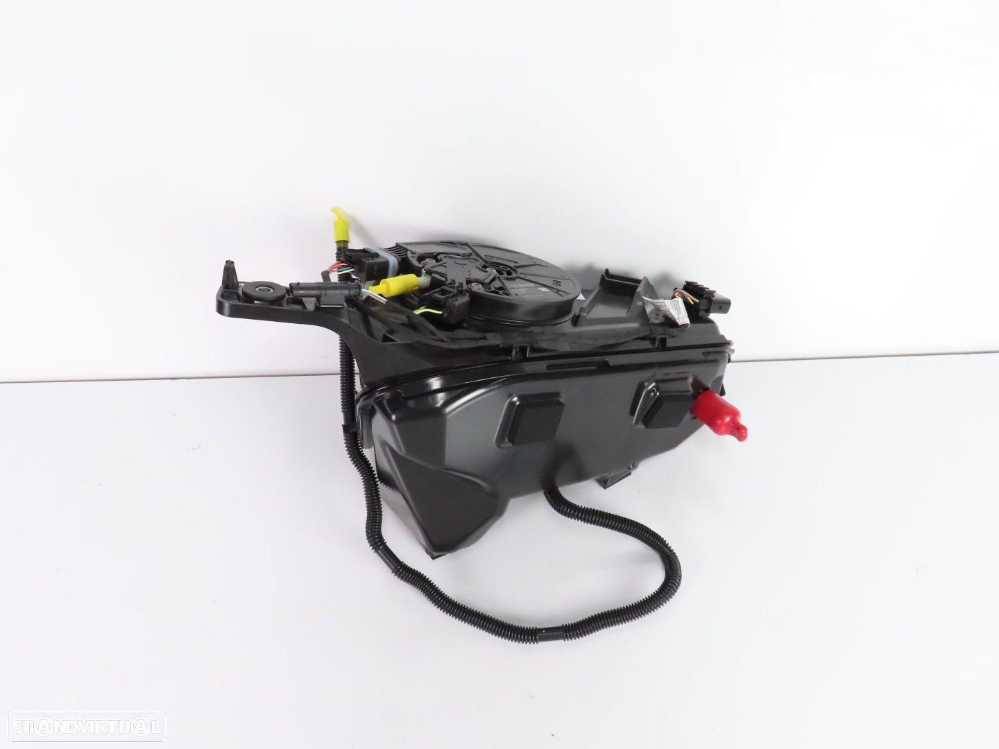 Depósito / Reservatório SCR Activo Usado / Original BMW 1 (F20)/BMW 1 (F21)/BMW... - 1