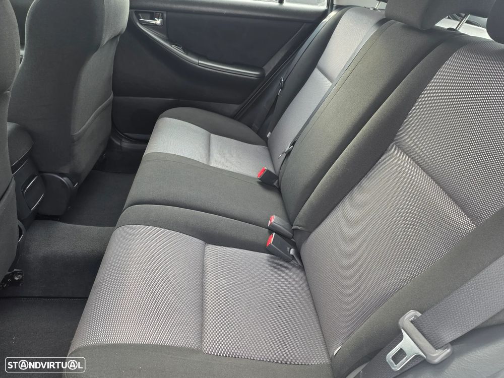 Toyota Corolla 1.4 D-4D i-Motion - 8