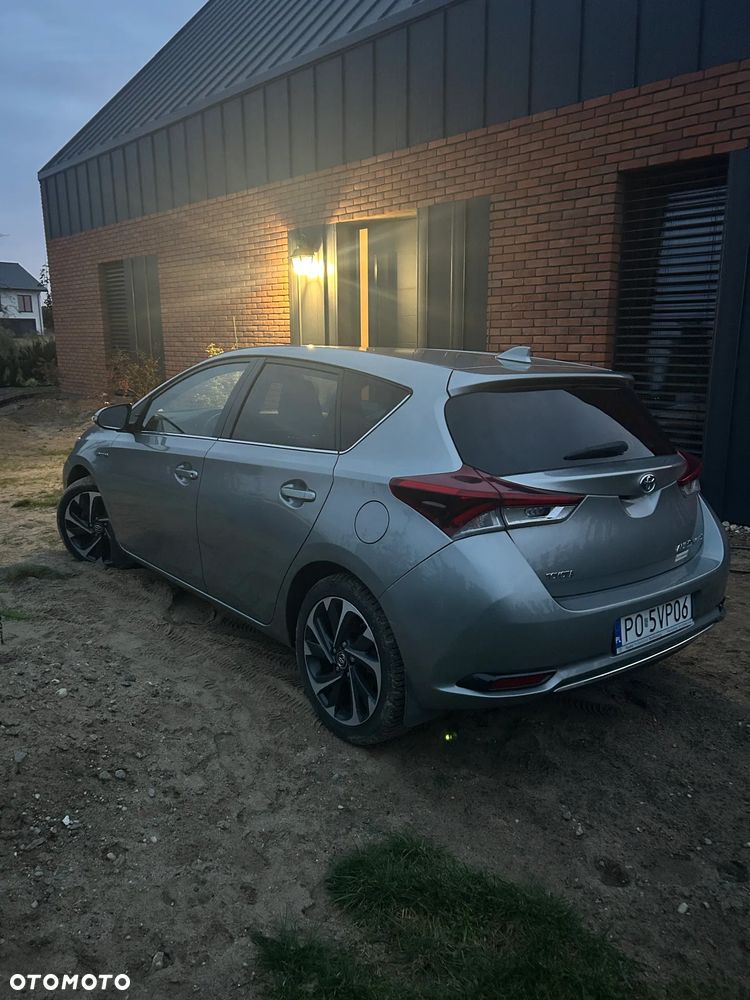Toyota Auris - 32