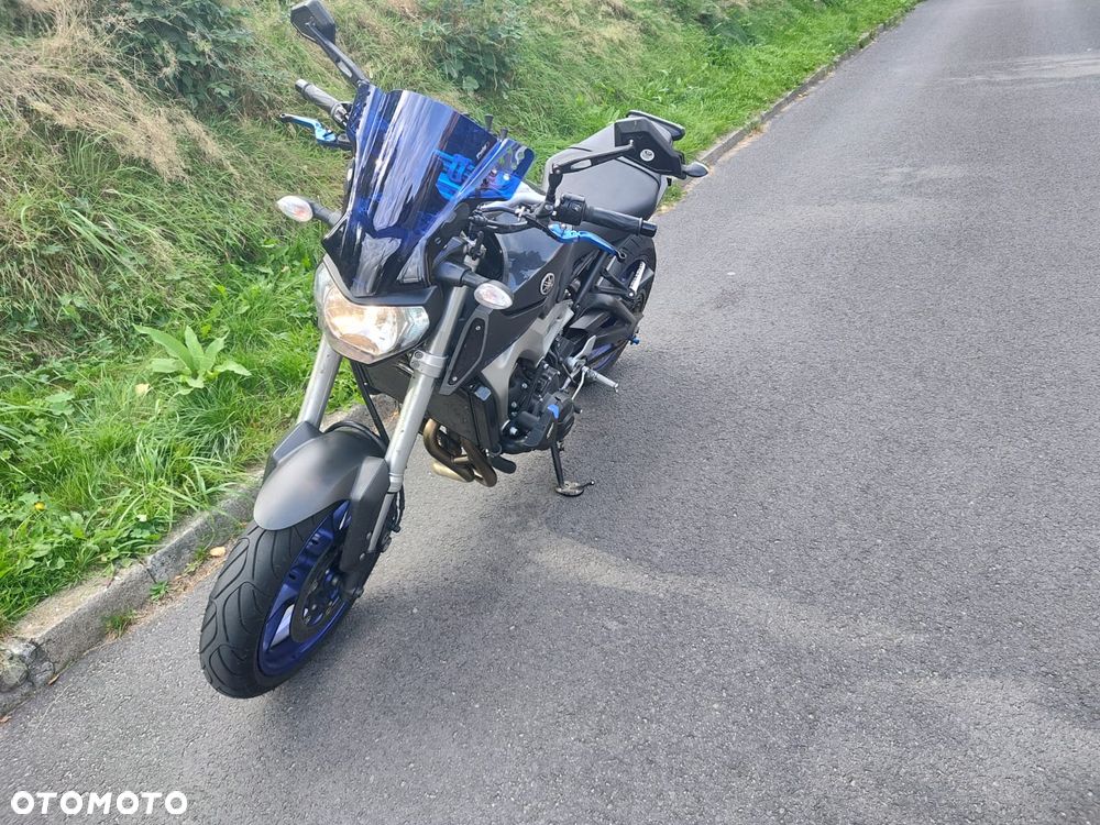 Yamaha MT - 9