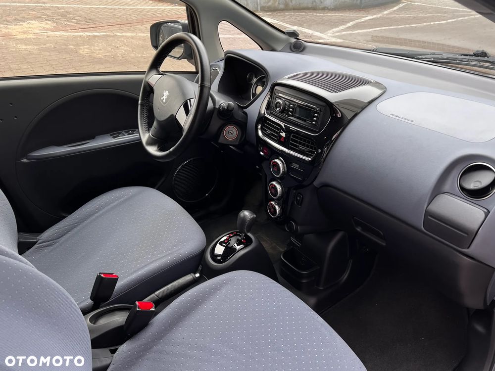 Peugeot iOn Active - 11