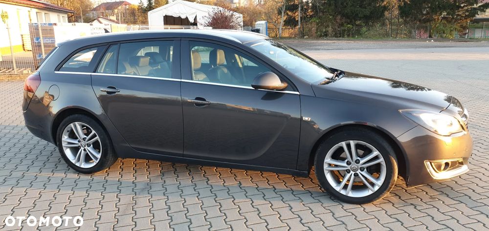 Opel Insignia 2.0 CDTI Sports Tourer ecoFLEXStart/Stop Edition - 9