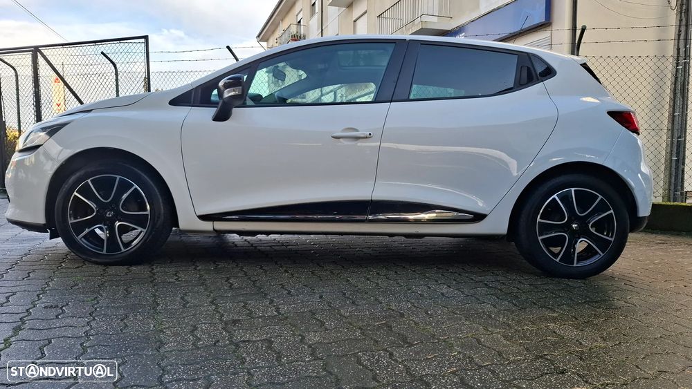 Renault Clio 1.5 dCi Dynamique S - 10
