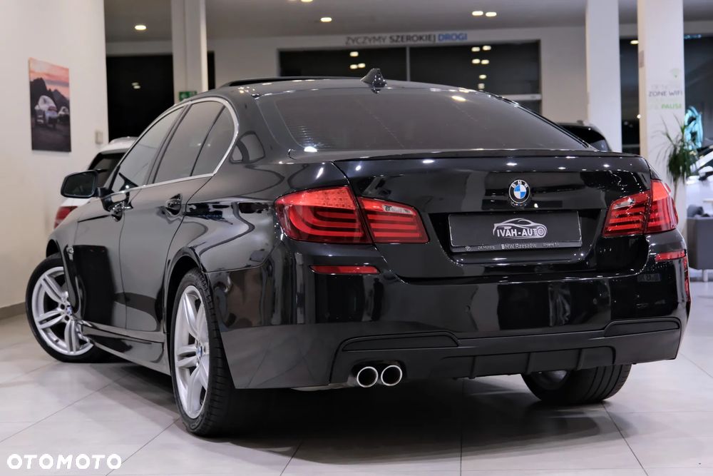 BMW Seria 5 530d Luxury Line - 13