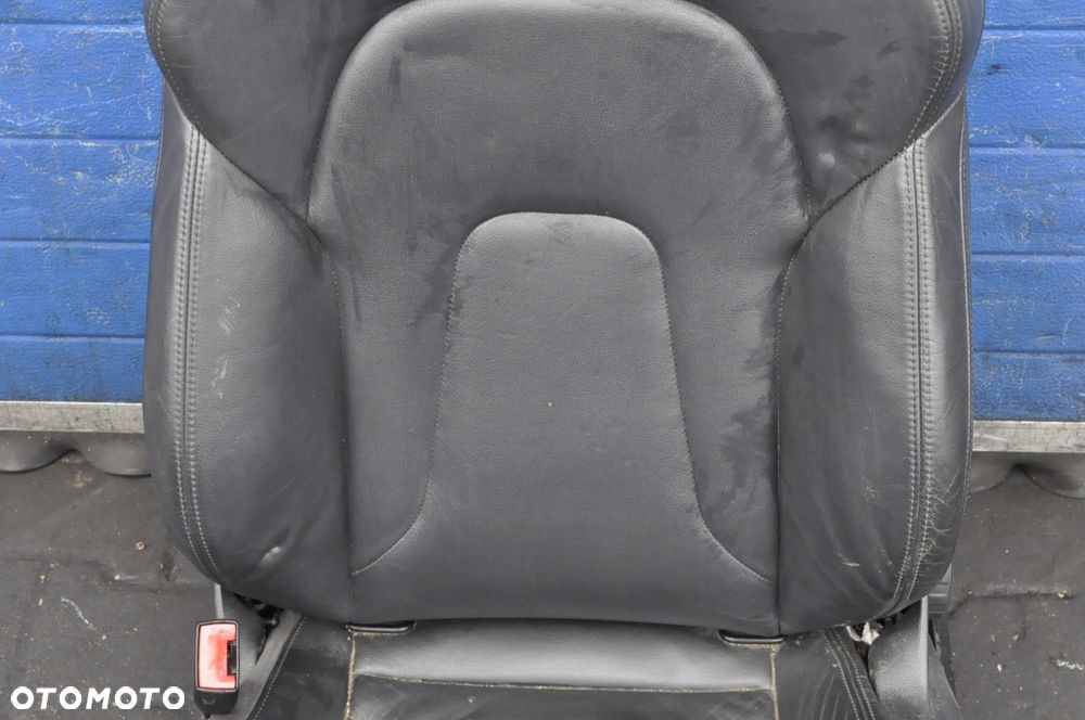 AUDI A5 I FOTEL KIEROWCY SKÓRA UK - 10