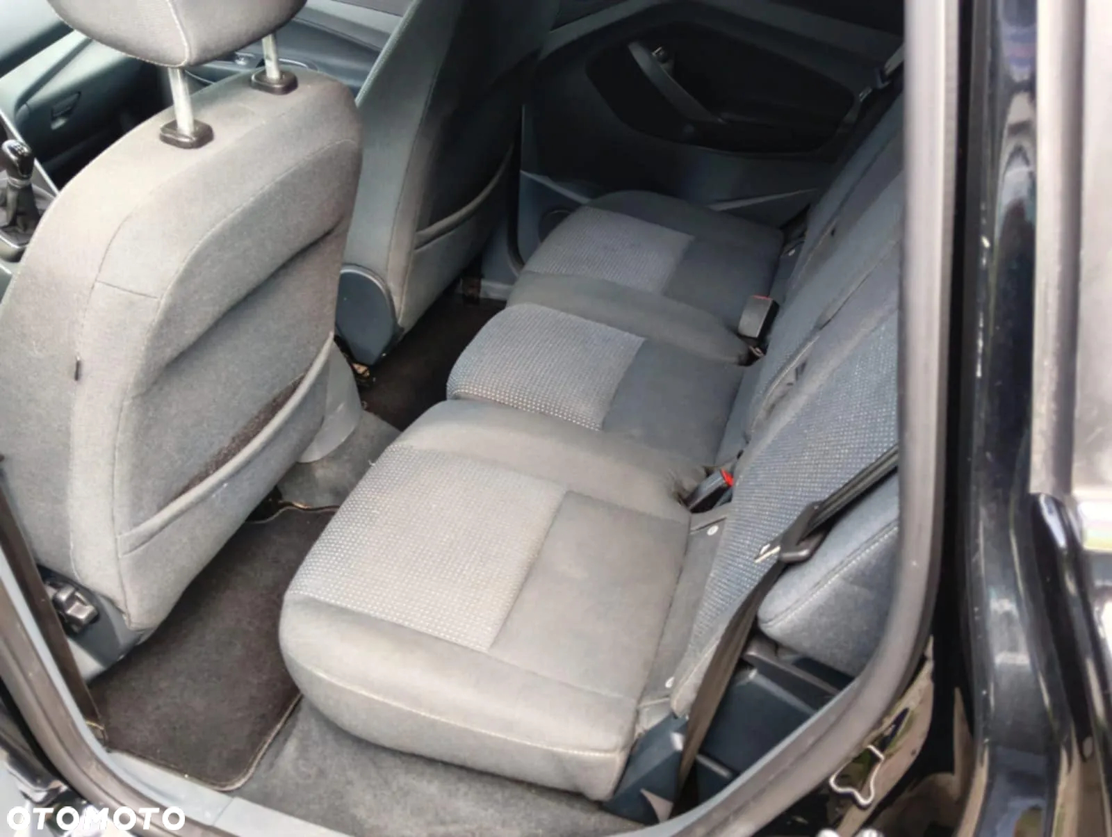 Ford C-MAX 1.6 Ti-VCT Champions Edition - 13