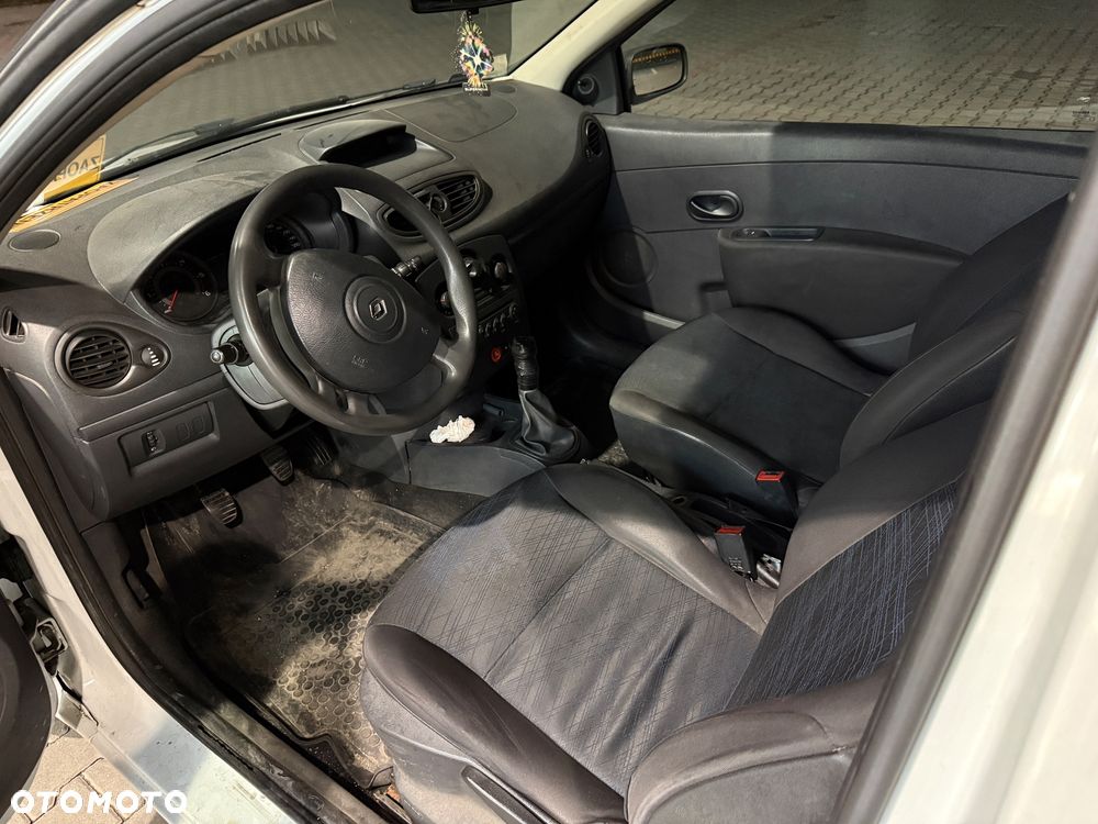Renault Clio 1.5 dCi Extreme - 12
