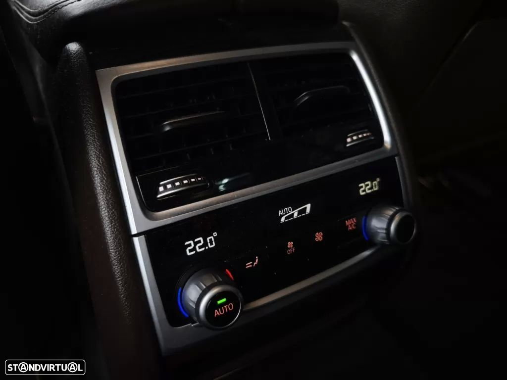 BMW 725 d Pack M - 46