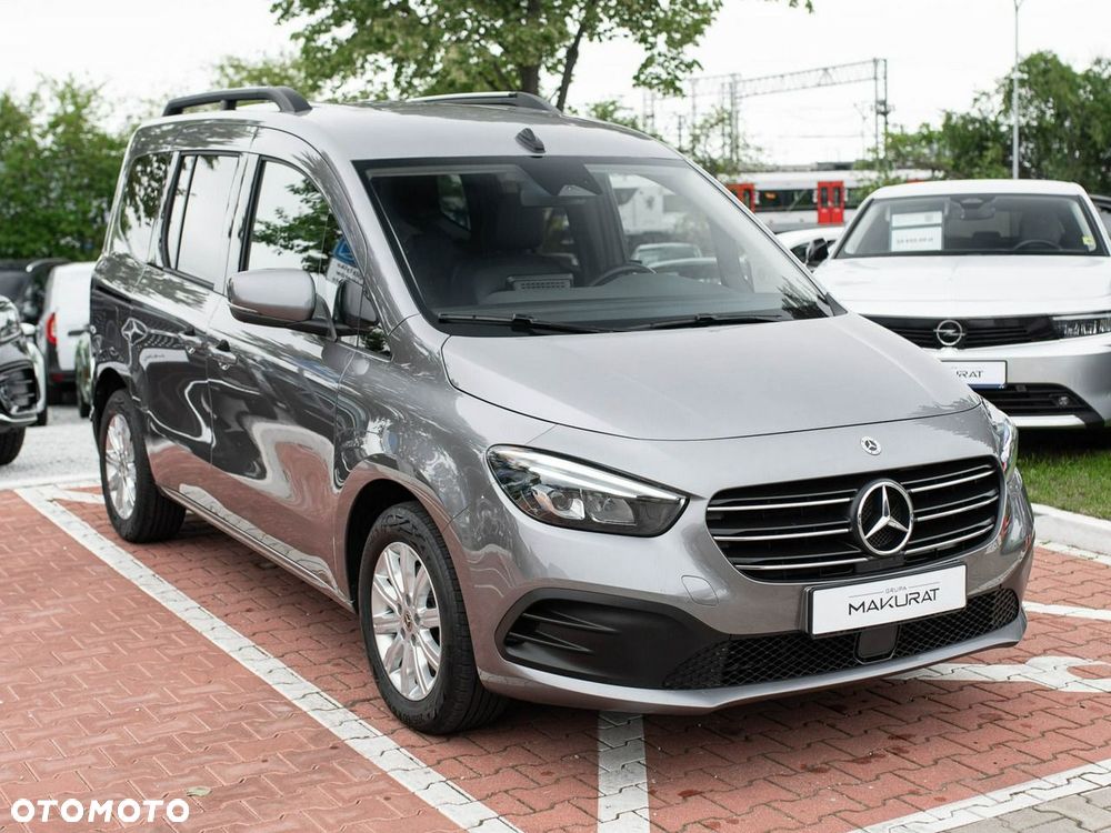 Mercedes-Benz Klasa T 180 d - 4