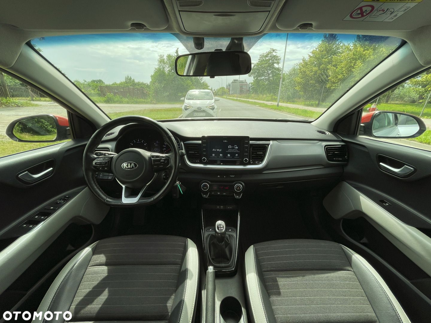 Kia Stonic 1.4 L - 13