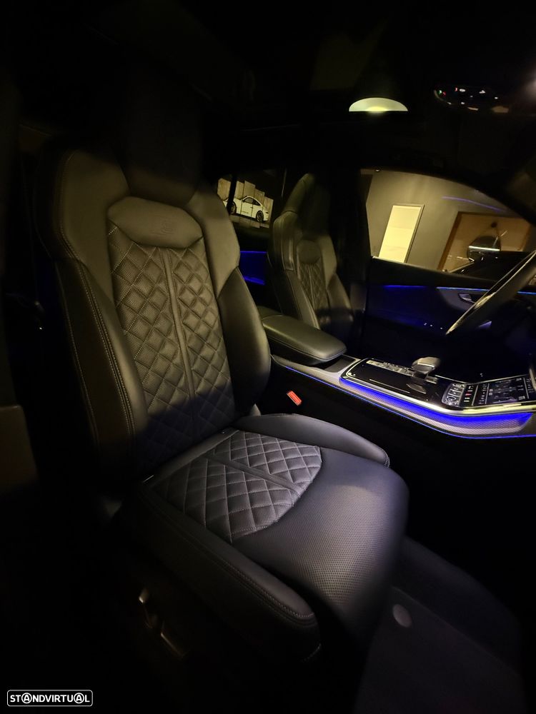 Audi Q8 60 TFSIe quattro S line Tiptronic - 58