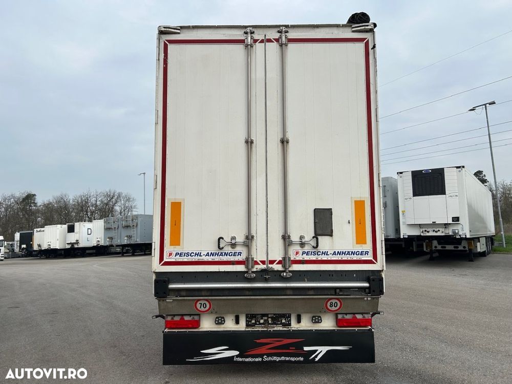 Alta Peischl, Walking floor, 2022, Jante Al, podea 10mm, factura externa - 7