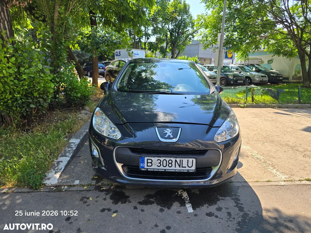 Peugeot 308 - 1