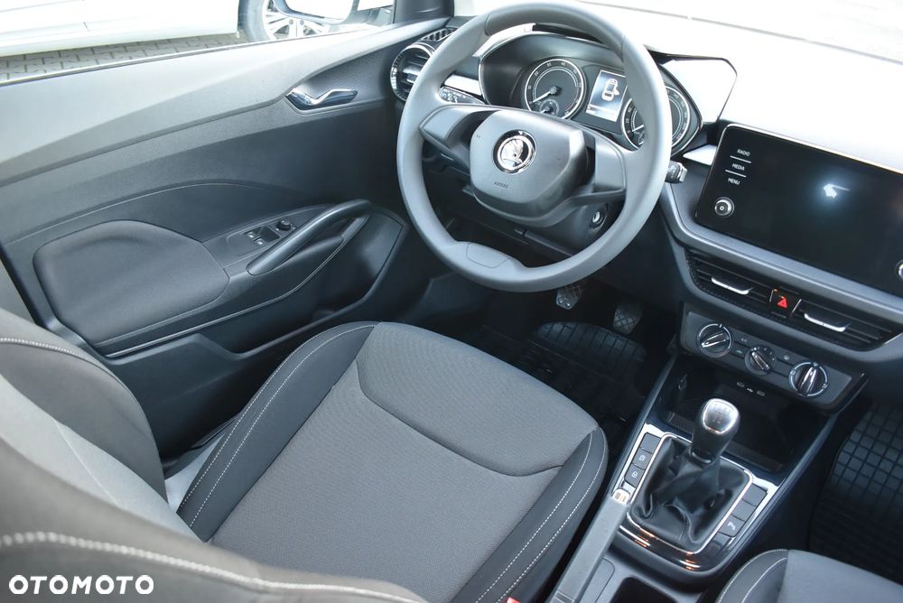 Skoda Fabia 1.0 Ambition - 20