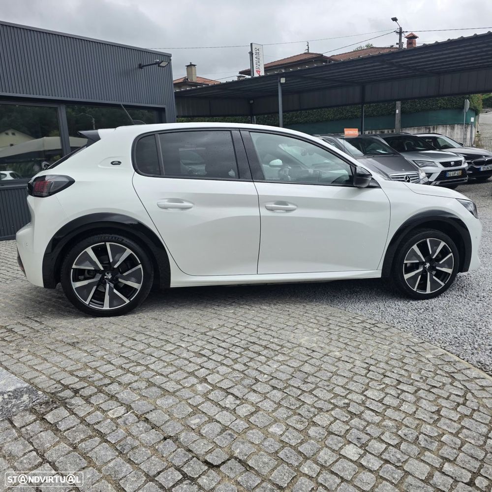 Peugeot e-208 50 kWh GT Line - 13