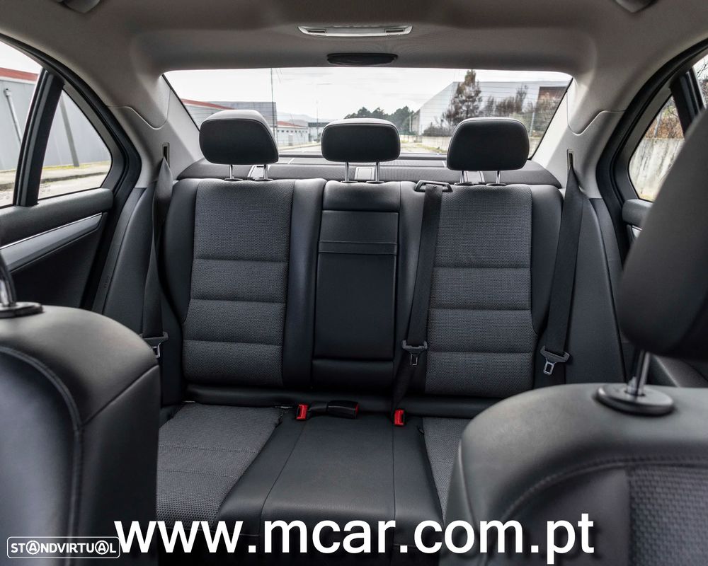 Mercedes-Benz C 200 CDI DPF BlueEFFICIENCY Avantgarde - 18