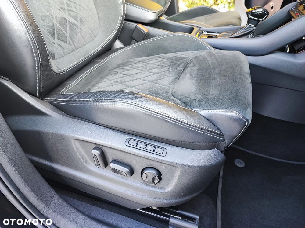 Skoda Kodiaq 2.0 TSI 4x4 Sportline DSG 7os - 19