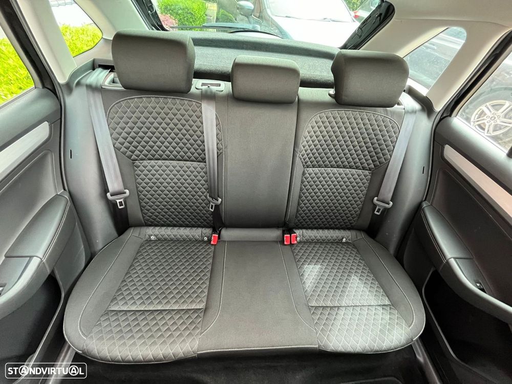 Skoda Rapid Spaceback - 19