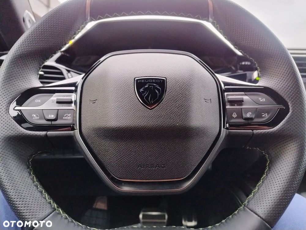 Peugeot 408 1.2 PureTech GT S&S EAT8 - 17