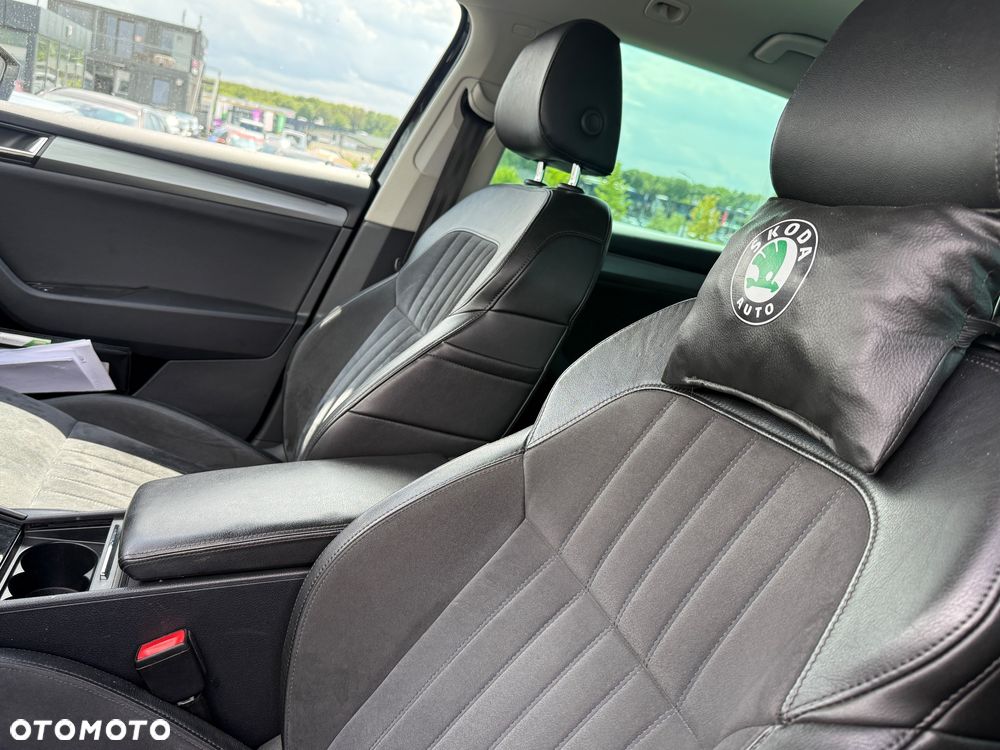 Skoda Superb 2.0 TDI 4x4 Sportline DSG - 8