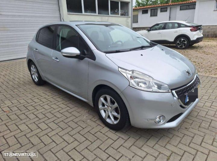 Peugeot 208 1.4 HDi - 5