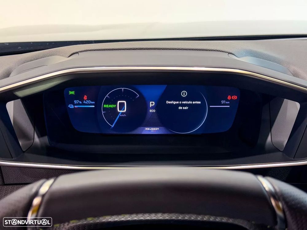 Peugeot e-2008 50 kWh GT - 21