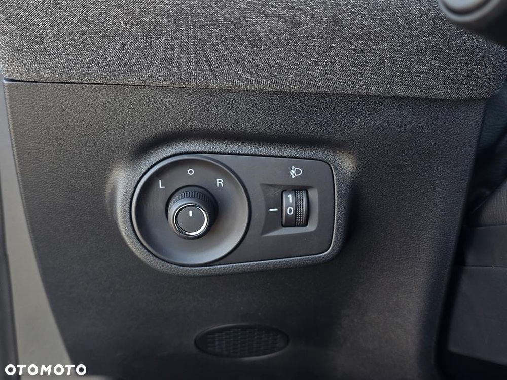 MG ZS 1.5 HEV+ Excite - 13