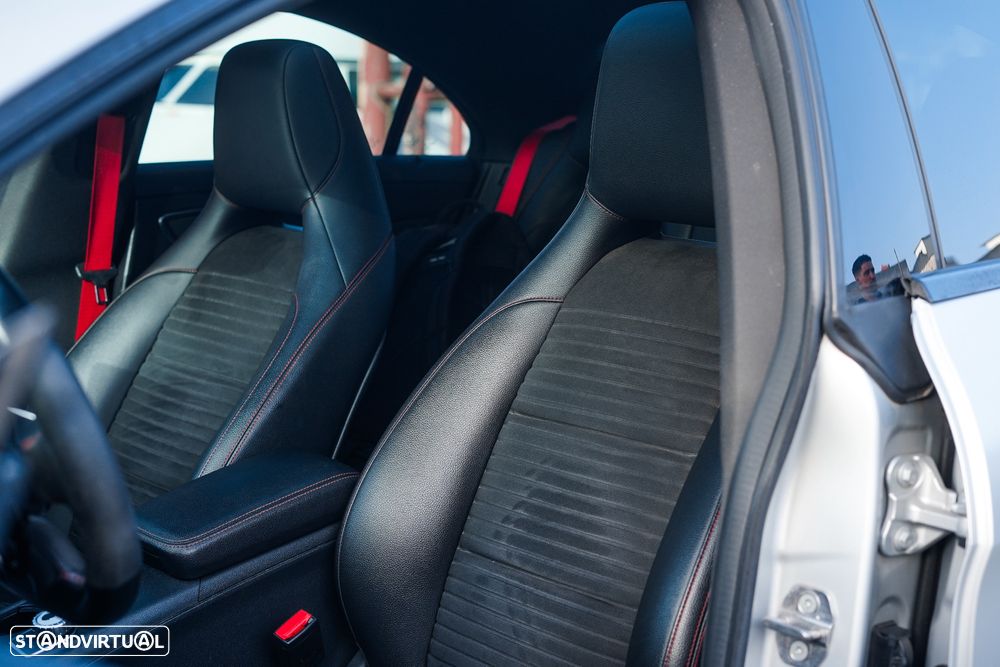 Mercedes-Benz CLA 45 AMG 4Matic Speedshift DCT 7G Night Edition - 6