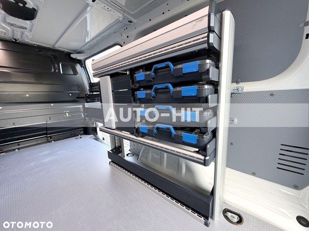 Opel Vivaro - 16