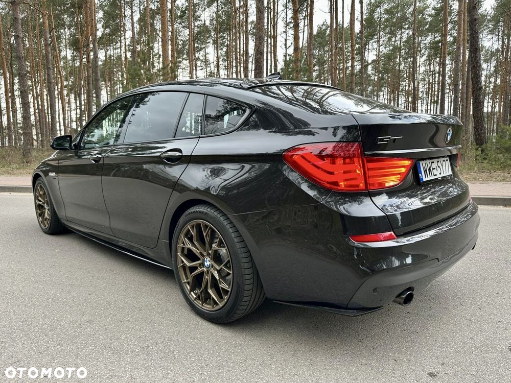 BMW 5GT 535i xDrive - 11