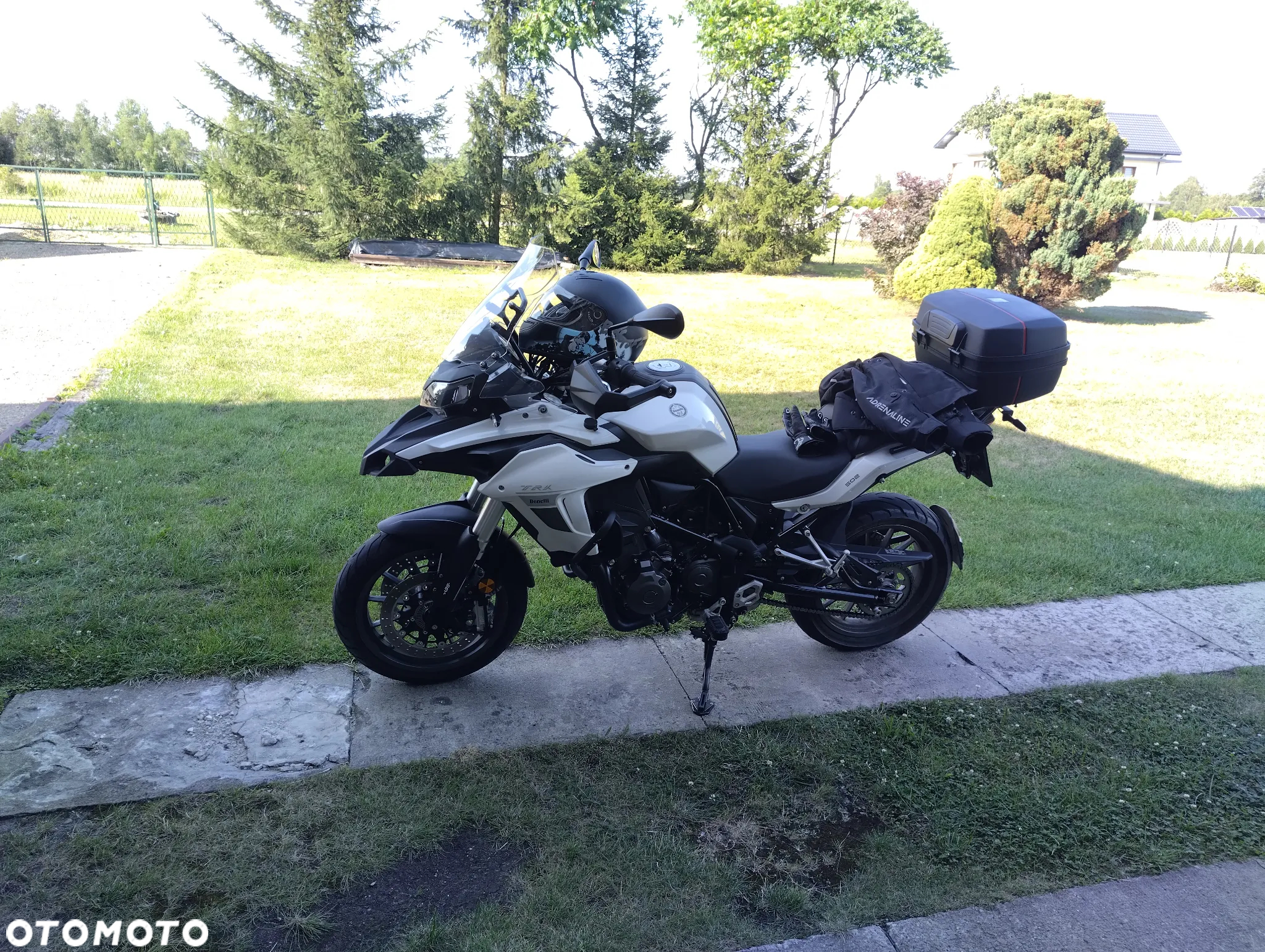 Benelli TRK 502 - 9