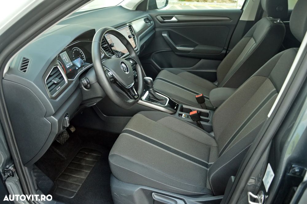 Volkswagen T-Roc - 17