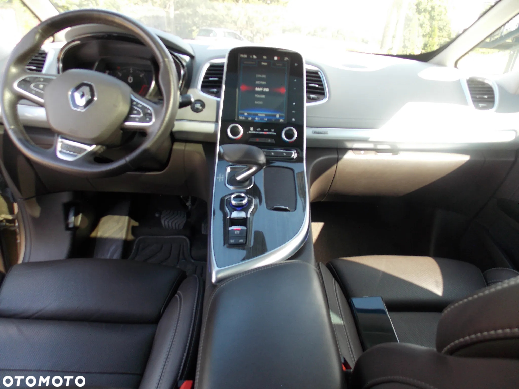 Renault Espace 1.6 dCi Energy Initiale Paris EDC - 33