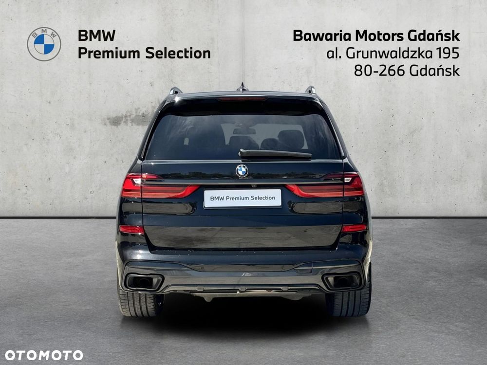 BMW X7 - 12