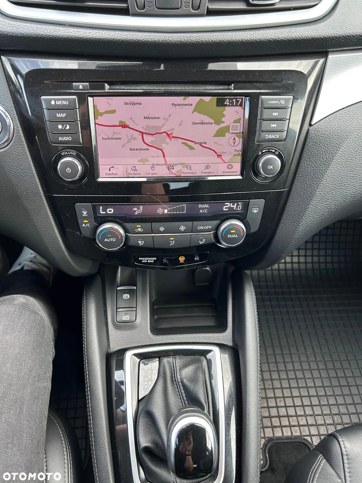 Nissan Qashqai 1.3 DIG-T Tekna DCT - 24