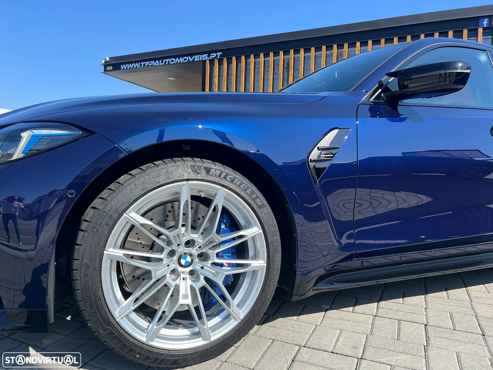 BMW M3 Competition xDrive - 4