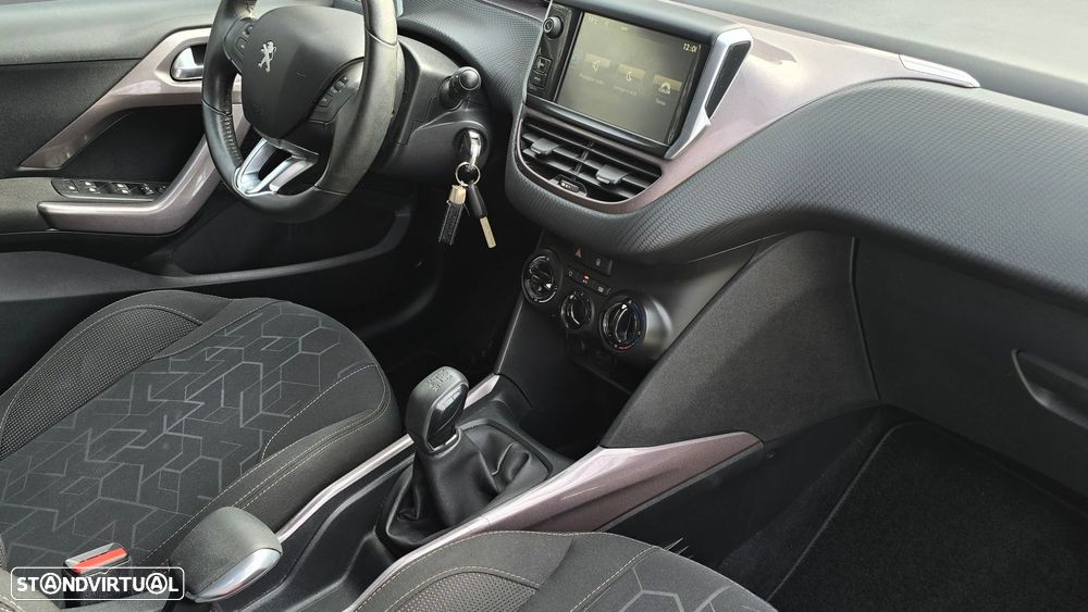 Peugeot 2008 1.4 HDi Active - 26