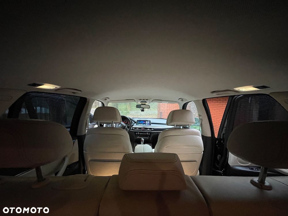 BMW X5 - 16