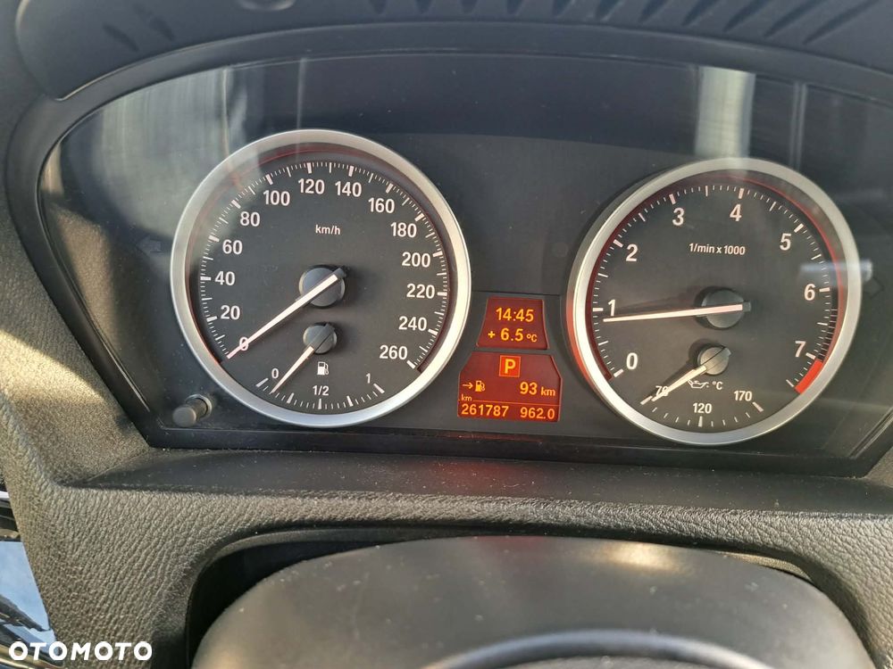 BMW X6 35i xDrive - 26