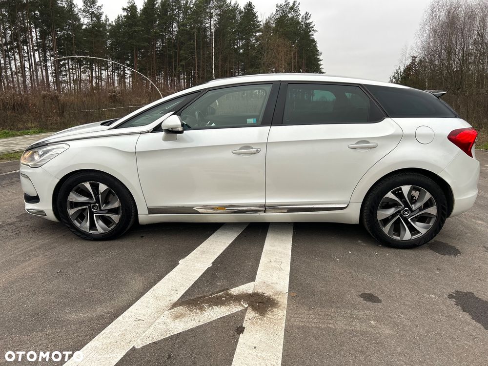 Citroën DS5 2.0 HDi SportChic - 2