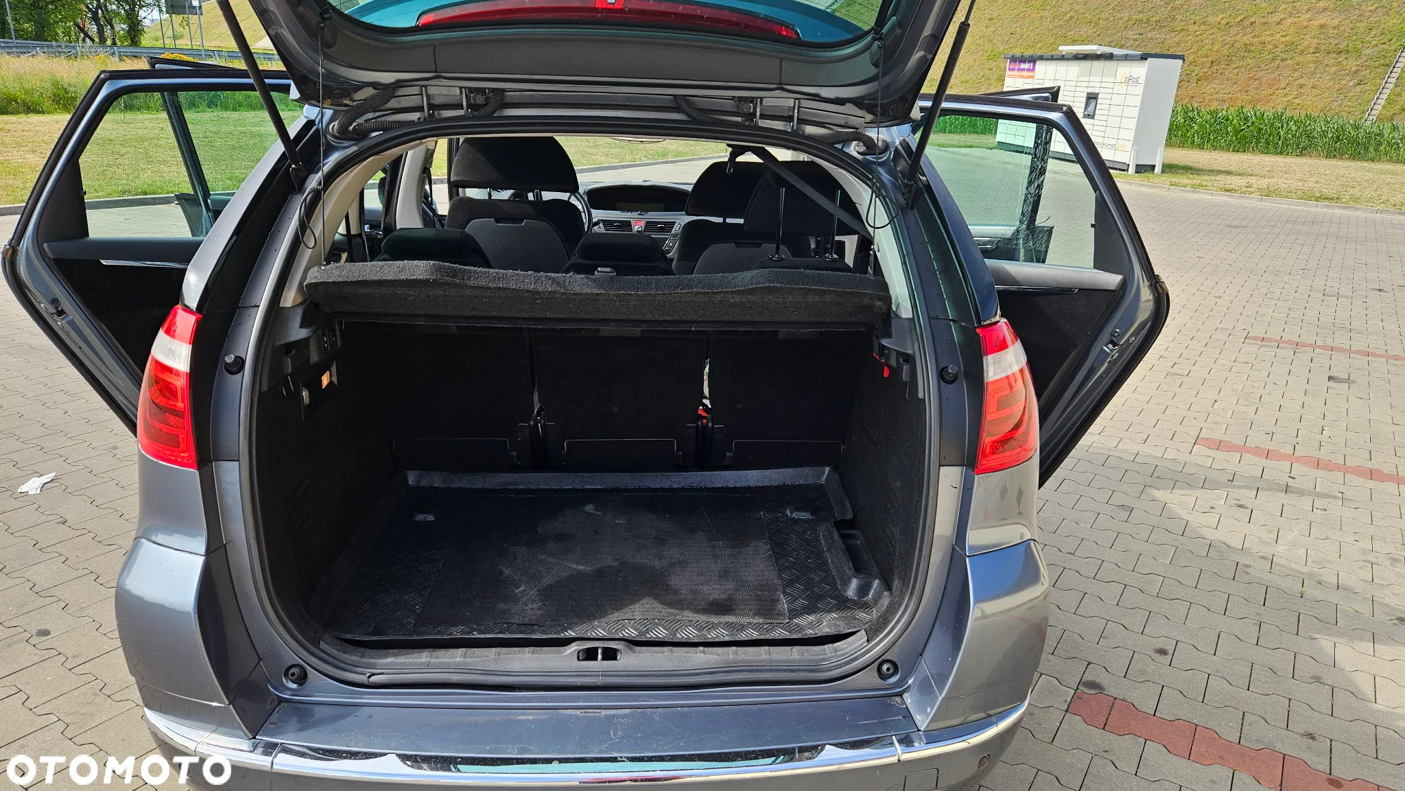 Citroën C4 Picasso 2.0 HDi FAP EGS6 Exclusive - 22