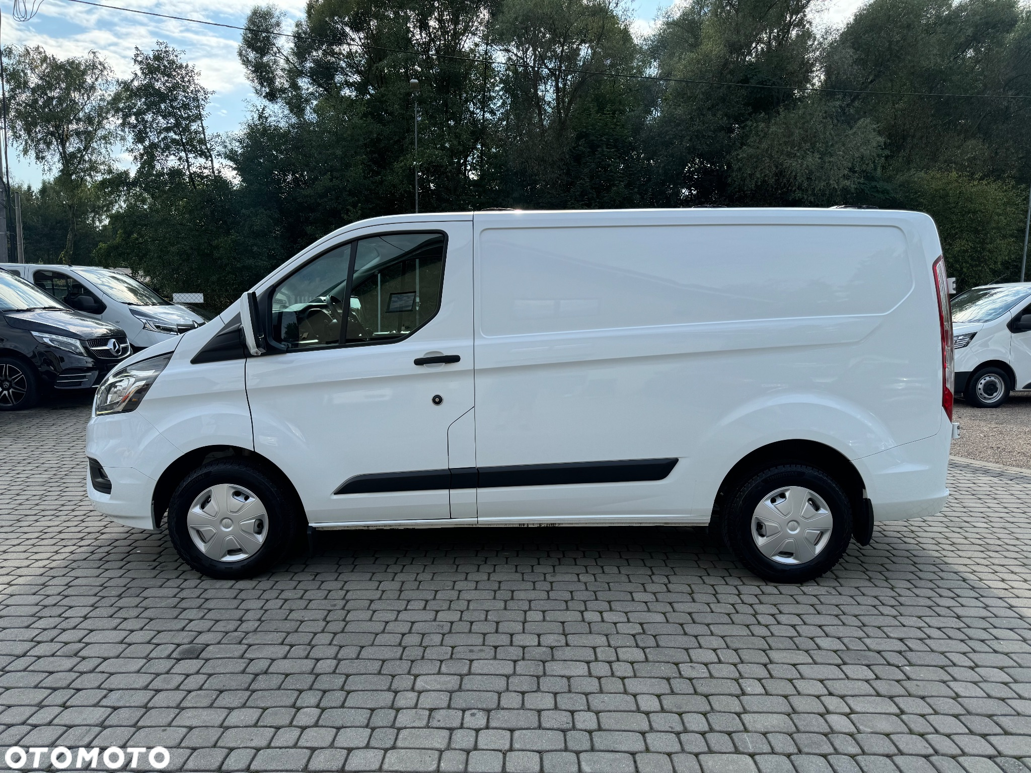 Ford Transit Custom - 8