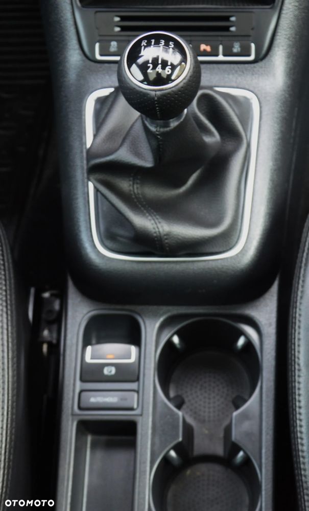 Volkswagen Tiguan - 22