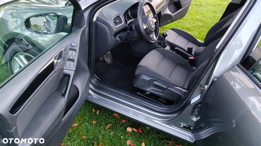 Volkswagen Golf 1.6 Comfortline - 20