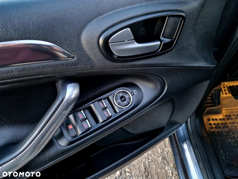 Ford S-Max 2.0 Titanium - 20