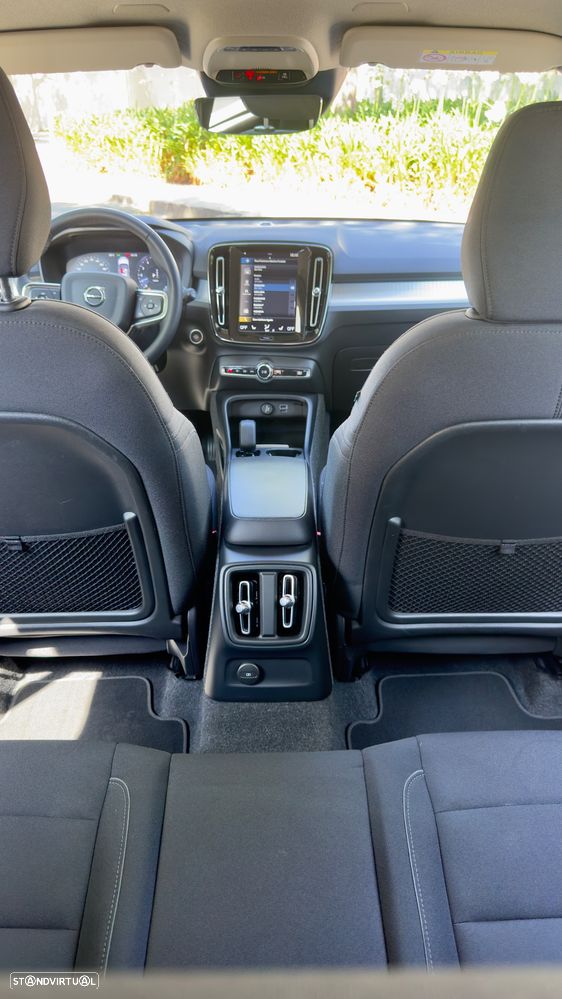 Volvo XC 40 T4 Recharge DKG Essential - 26